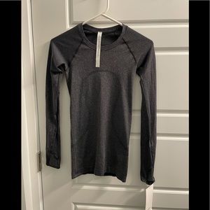 NWT lululemon swiftly speed long sleeve shiny